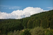 Wolken über Wittgensteiner Wald.